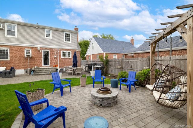 1714 Broadway, New Hyde Park, NY 11040