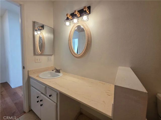 719 N Eucalyptus Avenue 26C, Inglewood, CA 90302