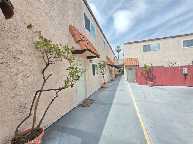 719 N Eucalyptus Avenue 26C, Inglewood, CA 90302