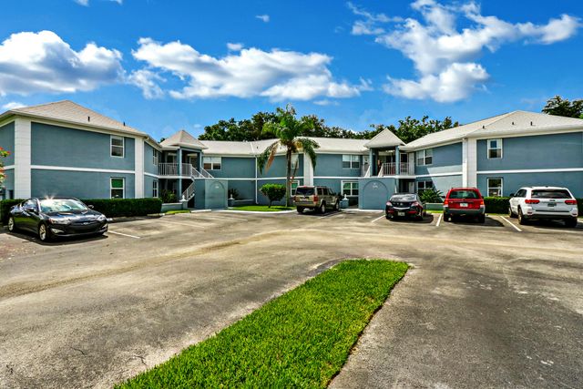 3296 SE Aster Lane, Stuart, FL 34994