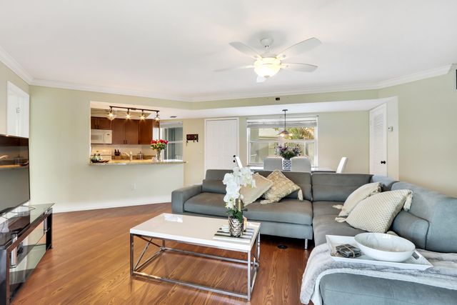 3296 SE Aster Lane, Stuart, FL 34994
