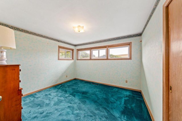 11307 W Garfield AVENUE, Wauwatosa, WI 53226
