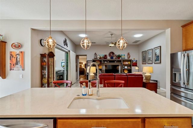 825 SAN RAPHAEL ST, Poinciana, FL 34759