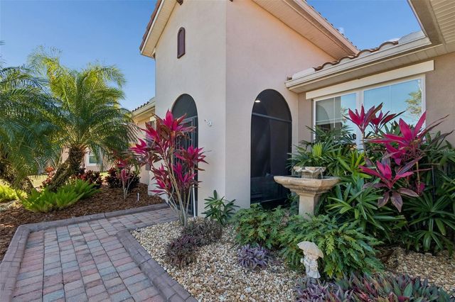 825 SAN RAPHAEL ST, Poinciana, FL 34759