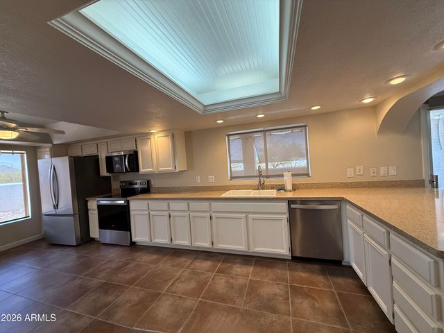 1301 E Rowlands Lane, Phoenix, AZ 85022