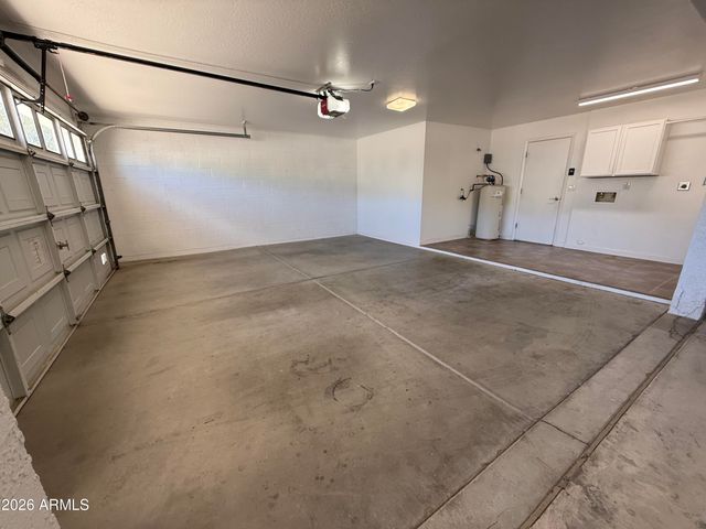 1301 E Rowlands Lane, Phoenix, AZ 85022