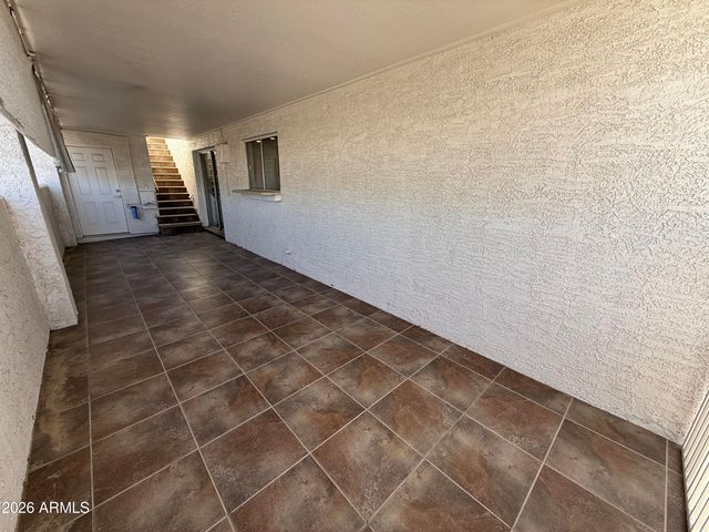 1301 E Rowlands Lane, Phoenix, AZ 85022