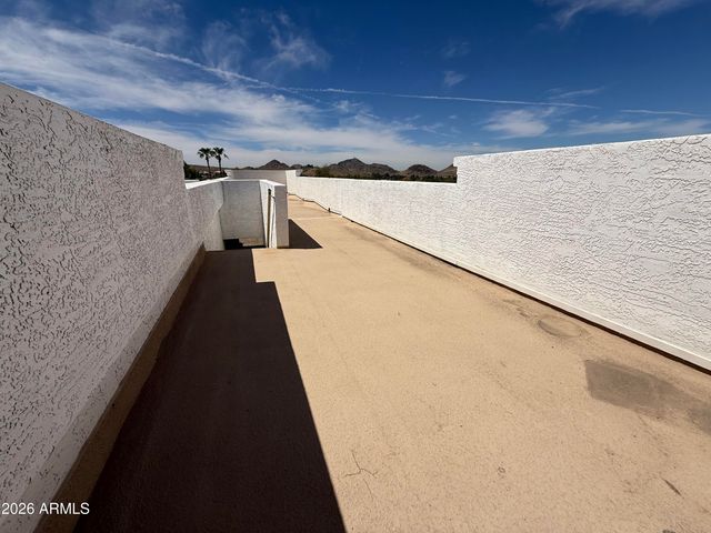 1301 E Rowlands Lane, Phoenix, AZ 85022