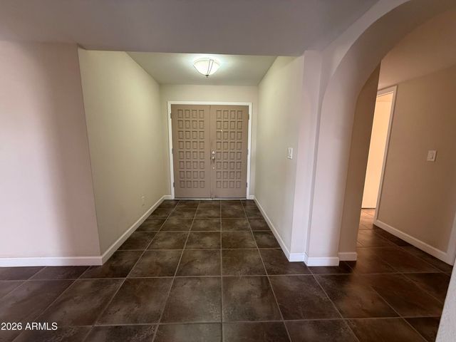 1301 E Rowlands Lane, Phoenix, AZ 85022