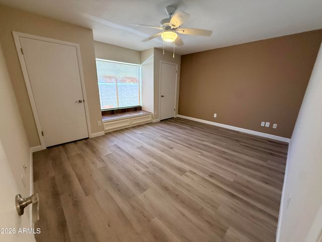 1301 E Rowlands Lane, Phoenix, AZ 85022