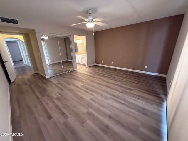 1301 E Rowlands Lane, Phoenix, AZ 85022