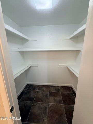 1301 E Rowlands Lane, Phoenix, AZ 85022