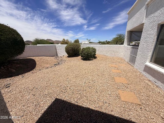 1301 E Rowlands Lane, Phoenix, AZ 85022