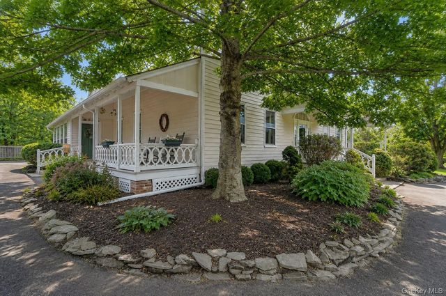 90 Quaker Avenue, Cornwall, NY 12518