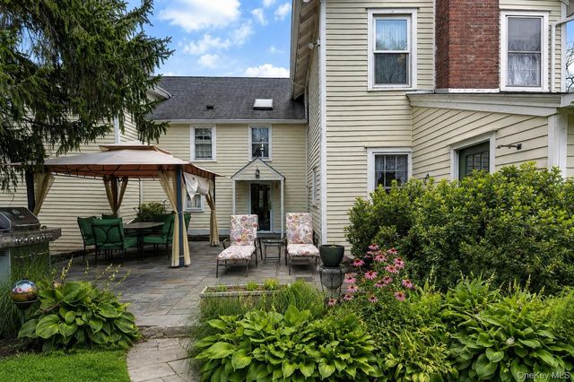 90 Quaker Avenue, Cornwall, NY 12518