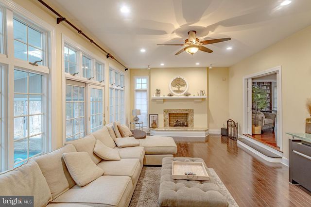 2 WILDERNESS DR, Medford, NJ 08055