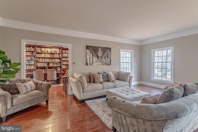 2 WILDERNESS DR, Medford, NJ 08055