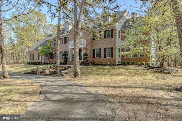 2 WILDERNESS DR, Medford, NJ 08055