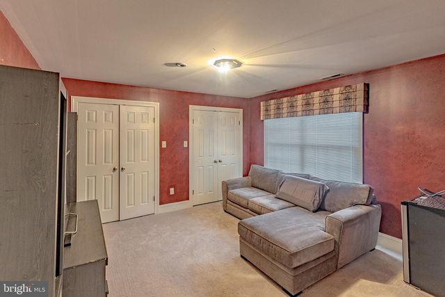 2 WILDERNESS DR, Medford, NJ 08055