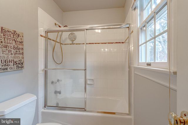 2 WILDERNESS DR, Medford, NJ 08055