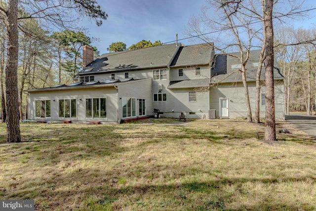 2 WILDERNESS DR, Medford, NJ 08055