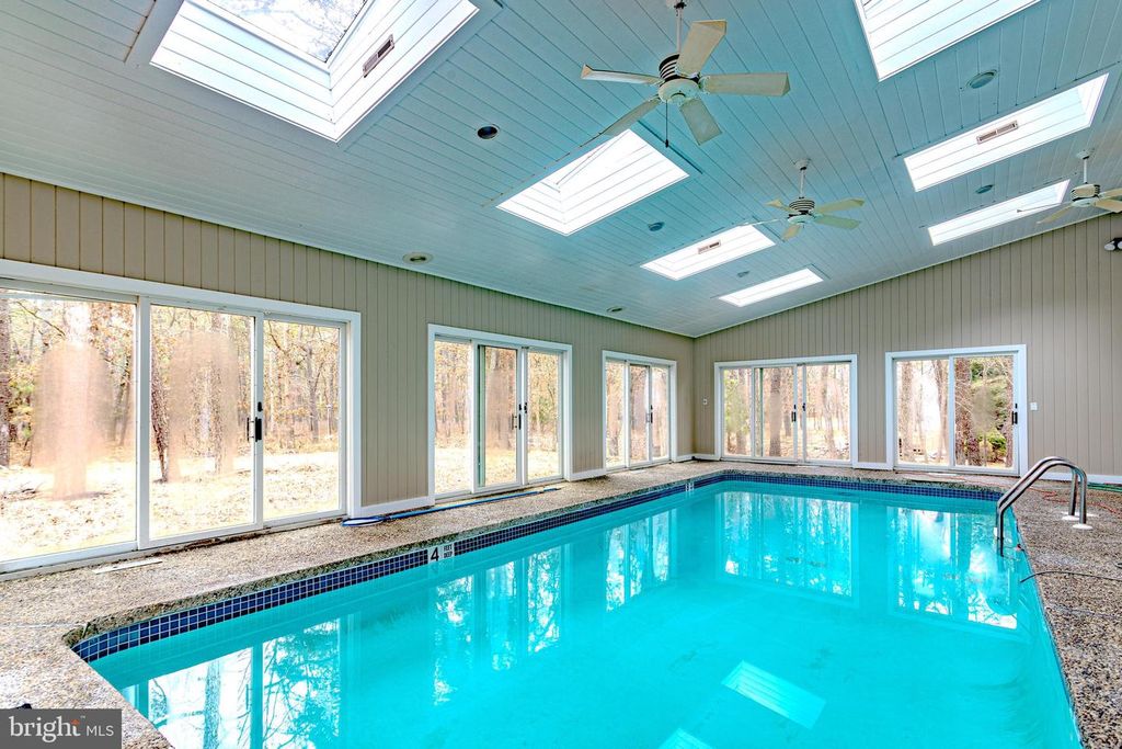 2 WILDERNESS DR, Medford, NJ 08055