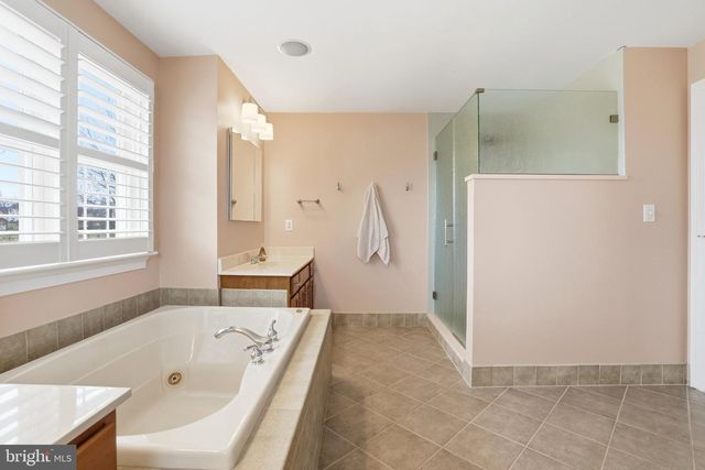 29 PAIGE TRL, Perkasie, PA 18944