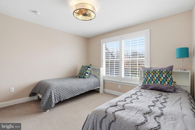29 PAIGE TRL, Perkasie, PA 18944
