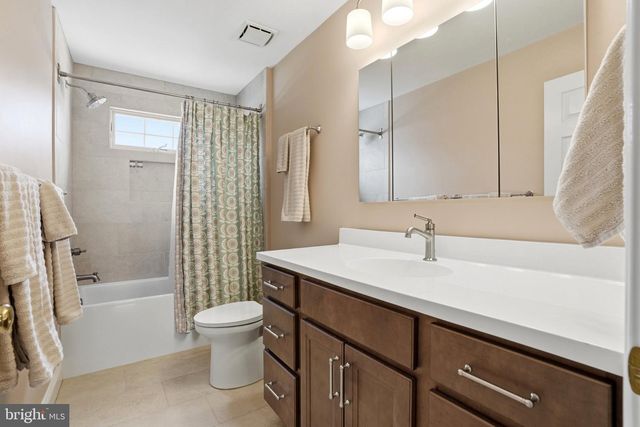 29 PAIGE TRL, Perkasie, PA 18944