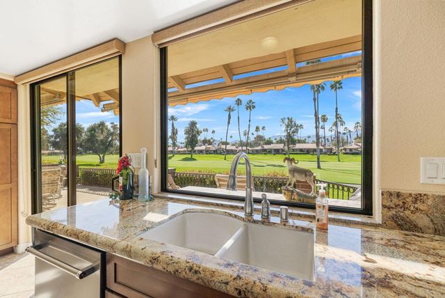 175 Las Lomas, Palm Desert, CA 92260