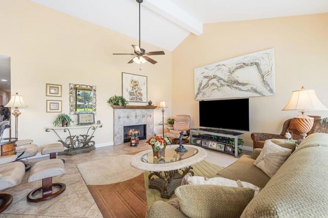 175 Las Lomas, Palm Desert, CA 92260