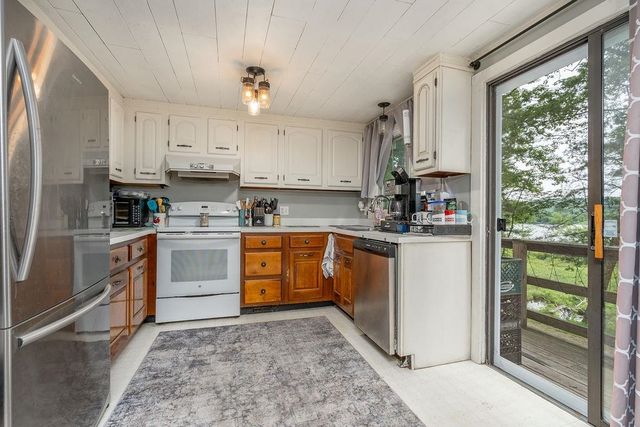 3 Spruce Cove Road, Northwood, NH 03261