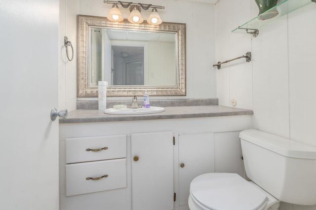 3 Spruce Cove Road, Northwood, NH 03261