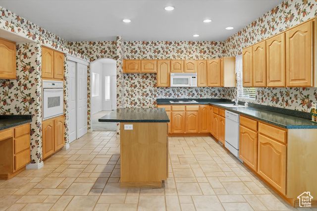 4602 S HATHAWAY DR, Roy, UT 84067