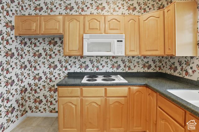4602 S HATHAWAY DR, Roy, UT 84067