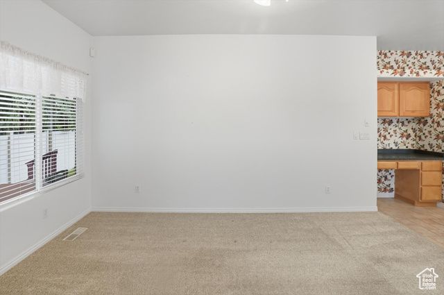 4602 S HATHAWAY DR, Roy, UT 84067