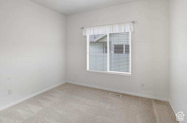 4602 S HATHAWAY DR, Roy, UT 84067