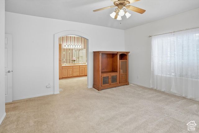 4602 S HATHAWAY DR, Roy, UT 84067