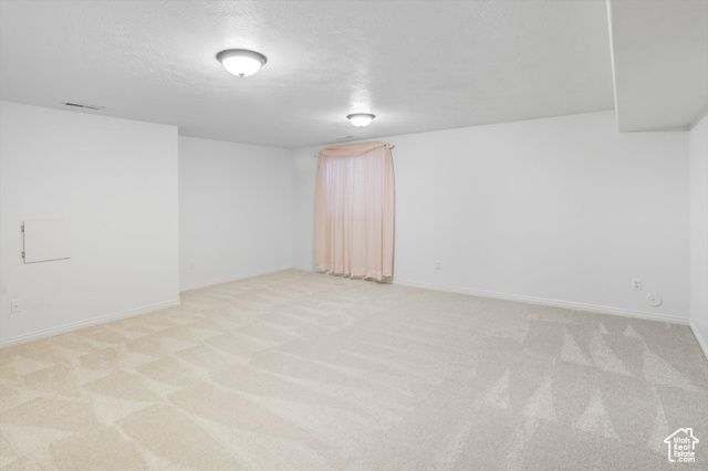 4602 S HATHAWAY DR, Roy, UT 84067