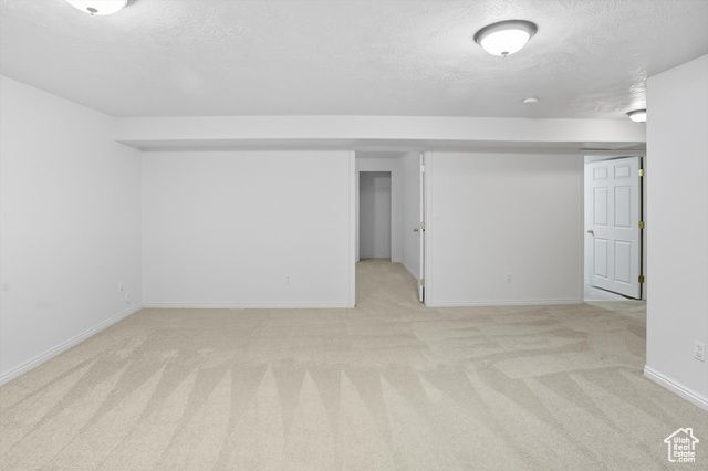 4602 S HATHAWAY DR, Roy, UT 84067