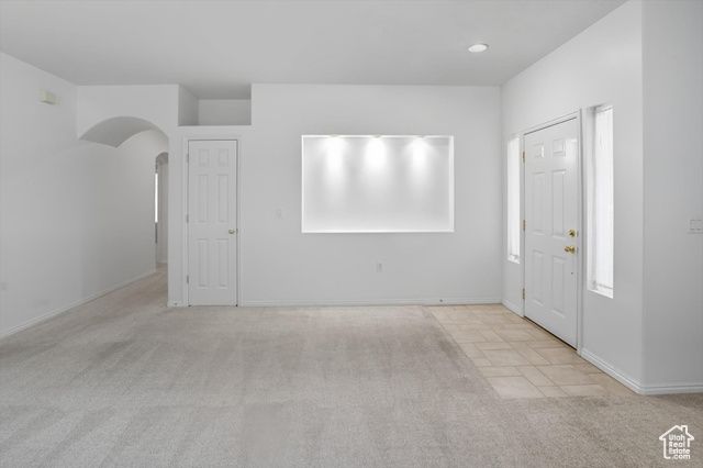 4602 S HATHAWAY DR, Roy, UT 84067