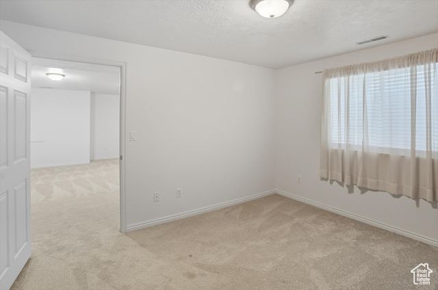 4602 S HATHAWAY DR, Roy, UT 84067