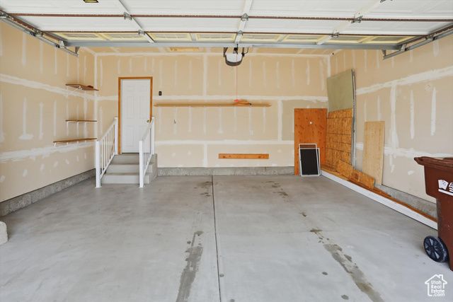 4602 S HATHAWAY DR, Roy, UT 84067