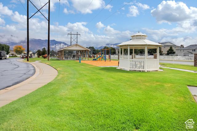 4602 S HATHAWAY DR, Roy, UT 84067