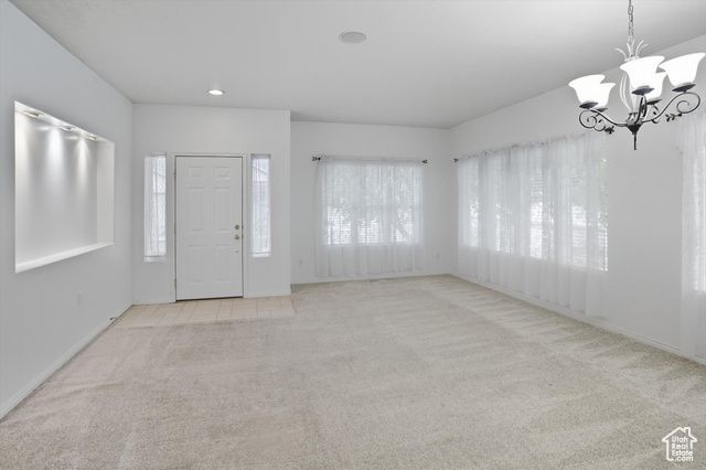 4602 S HATHAWAY DR, Roy, UT 84067
