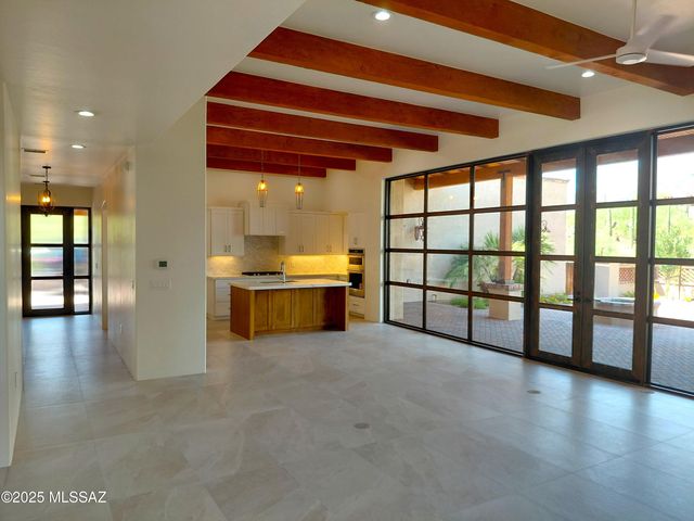 6060 N Piedra Seca, Tucson, AZ 85718