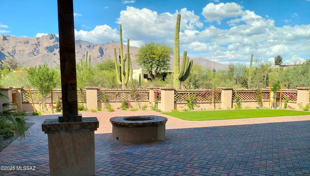 6060 N Piedra Seca, Tucson, AZ 85718