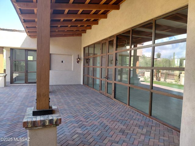 6060 N Piedra Seca, Tucson, AZ 85718