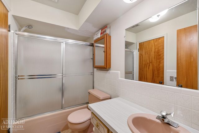 1750 Vernier Road 6, Grosse Pointe Woods, MI 48236