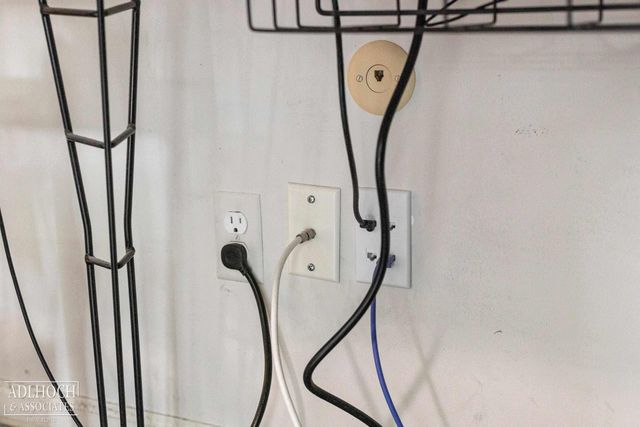 1750 Vernier Road 6, Grosse Pointe Woods, MI 48236